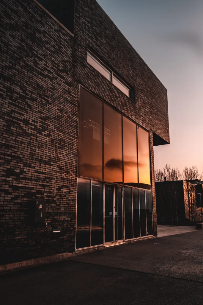 window film untuk privasi kaca gedung